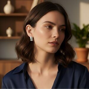 ⚙️ Modern Stacked Horizontal Bar Silver-Tone Earrings